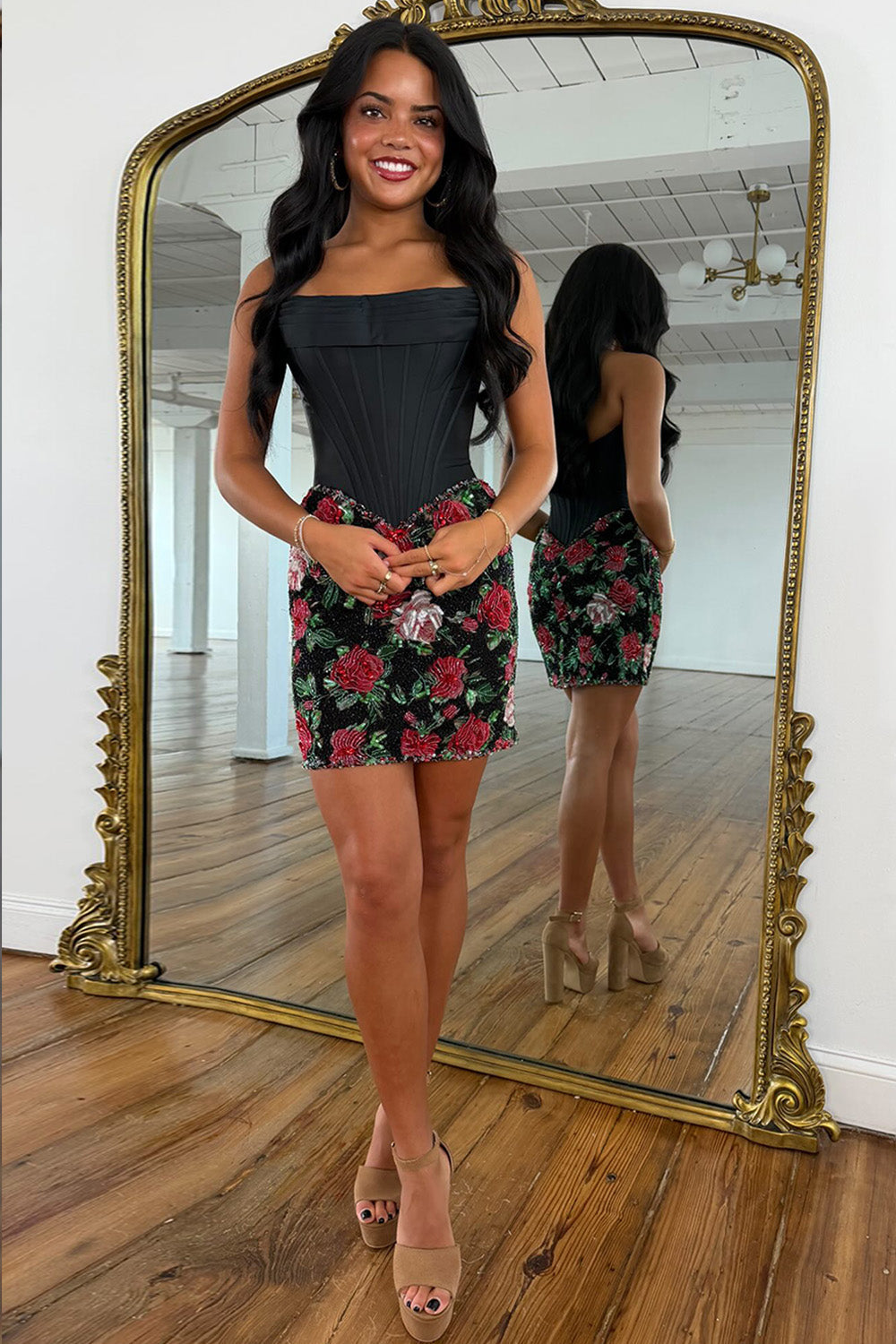 Fashionable Sheath Strapless Black Corset Homecoming Dress with Embroidery