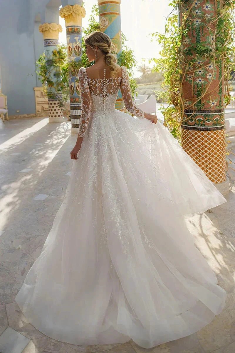 Elegant Long Sleeves Scoop Neck Lace Appliques Beach Wedding Dress (ZD16385)