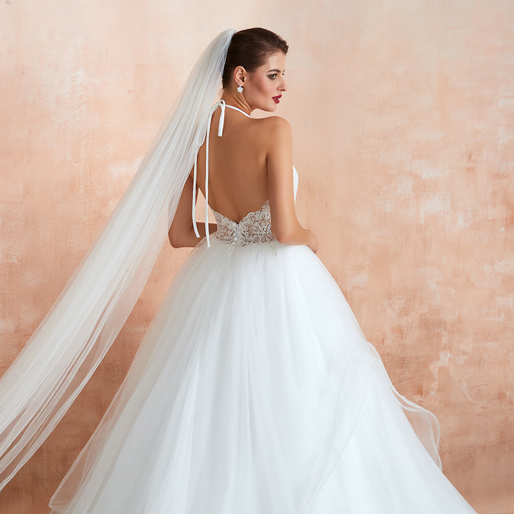 Exquisite Lace Halter Ball Gown White Wedding Dress with Open Back