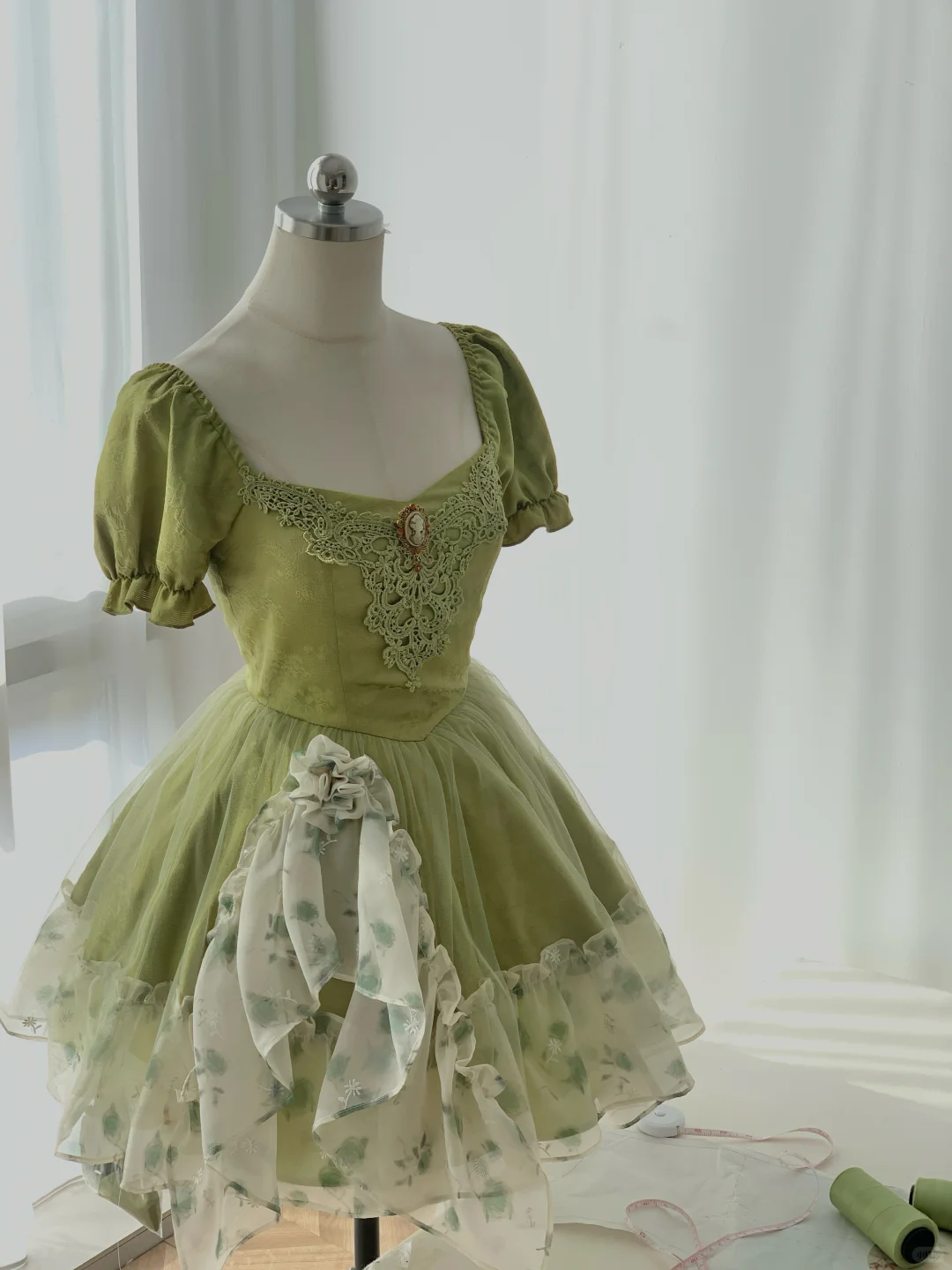 Chic Green Satin Tulle Ruffles A Line Graduation Homecoming Dress Formal Short Prom Dress