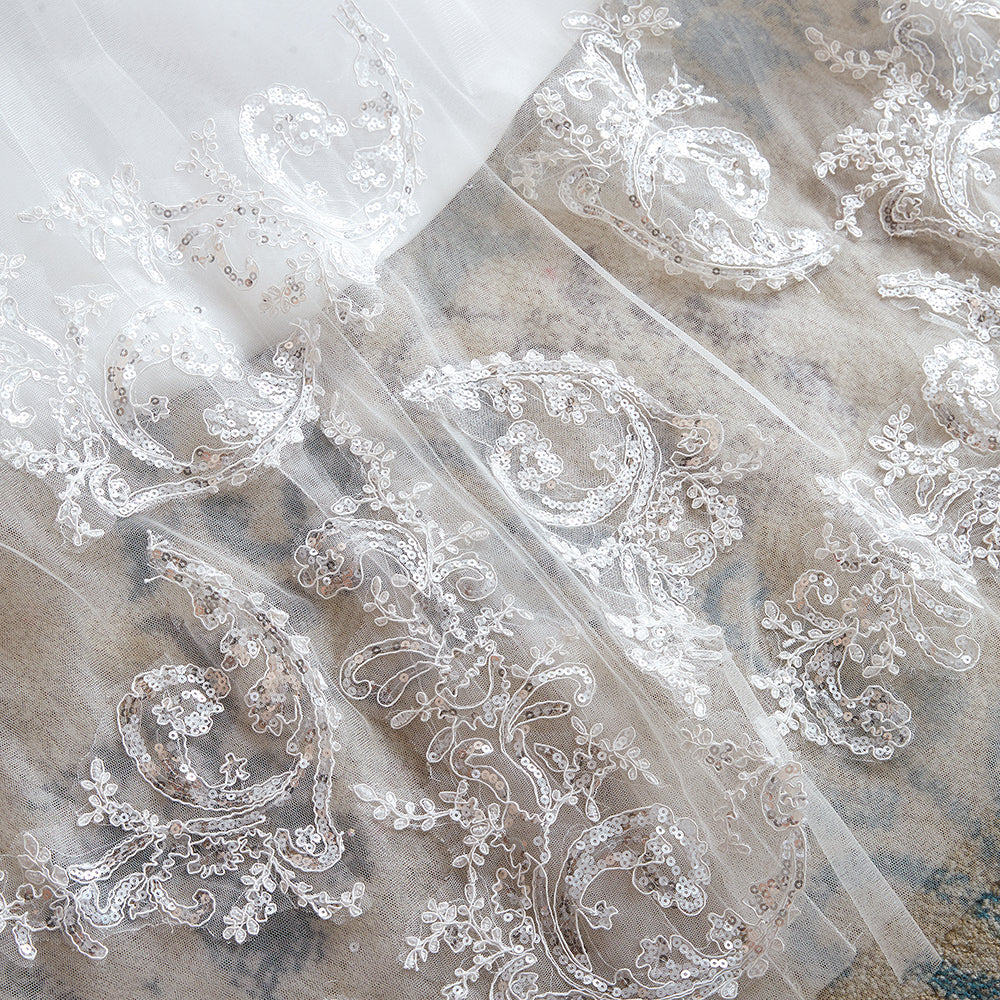 Fantastic Tulle Appliques Sleeveless White Wedding Dress