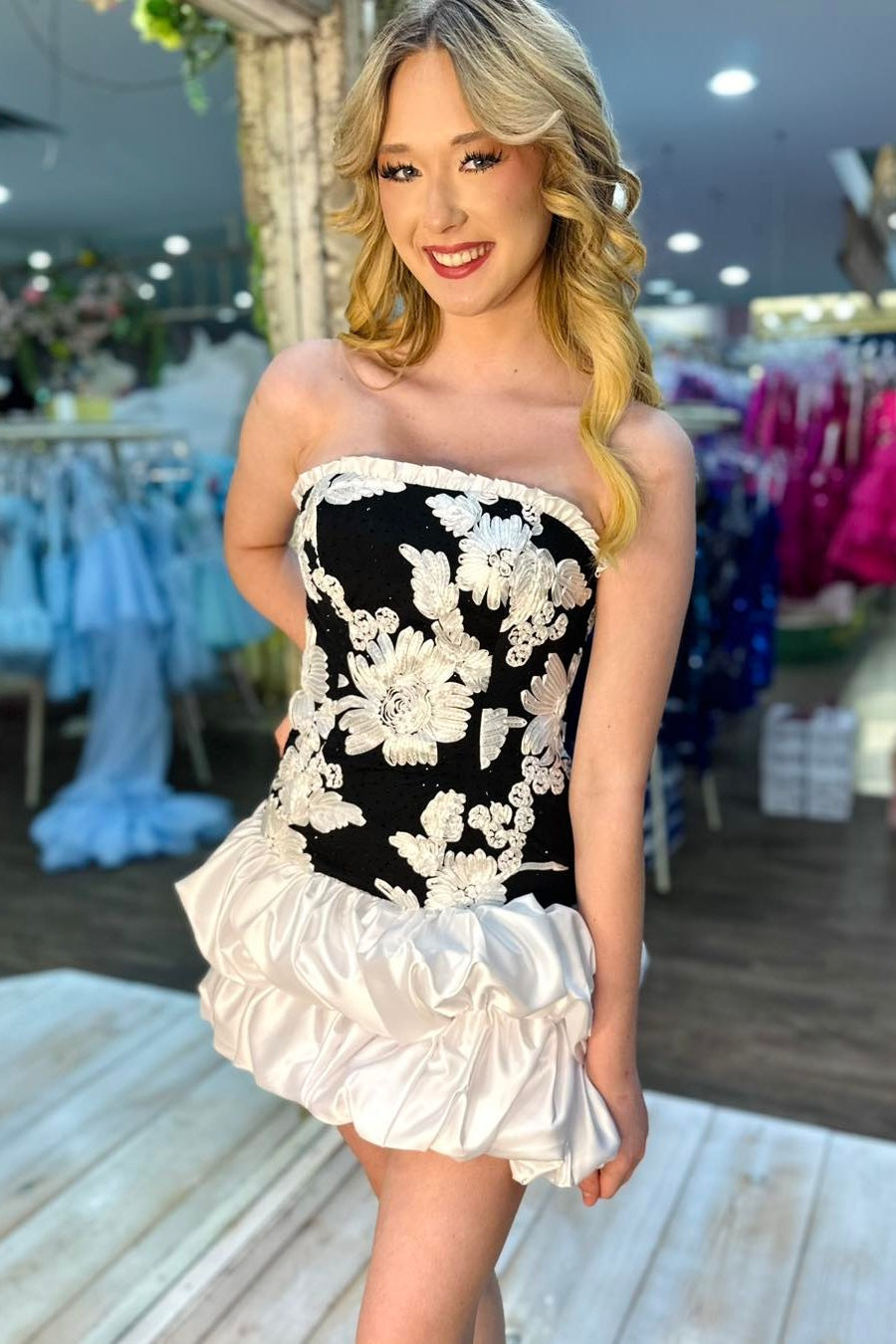 Fashionable Bodycon Strapless Black/Fuchsia Short Homecoming Dress with Embroidery Beading