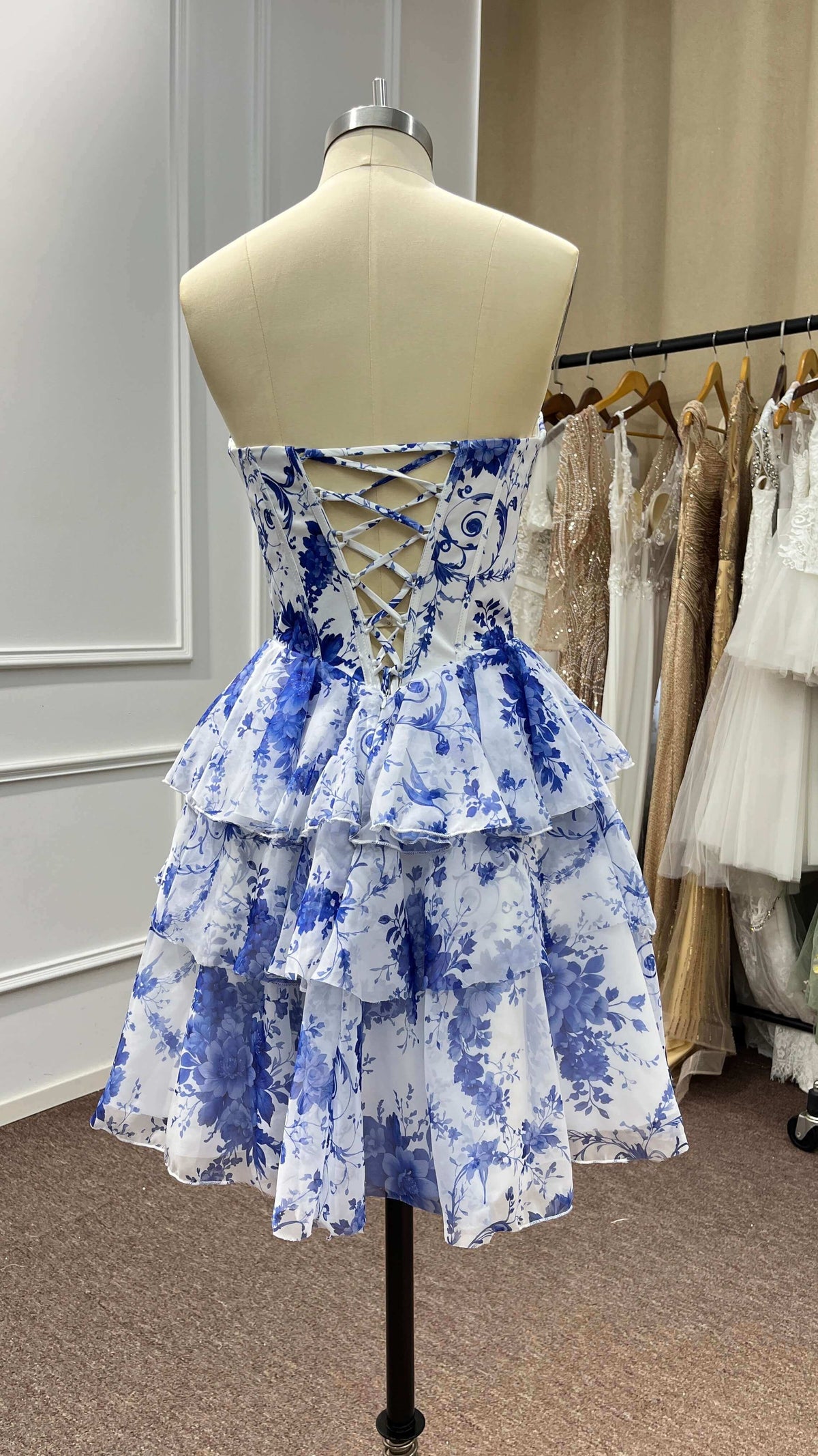 Floral Pink Corset A Line Homecoming Dresses Short Cocktail Dresses With Ruffles