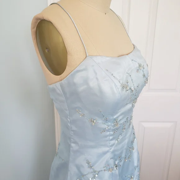Elegant Light Blue Tulle Sequins Beaded Evening Dress Layered A Line Party Prom Dress - View 8 | VelvetHem