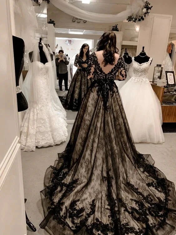 Glamorous Black Lace Wedding Dress,Gothic Bridal Gown (ZD13719)