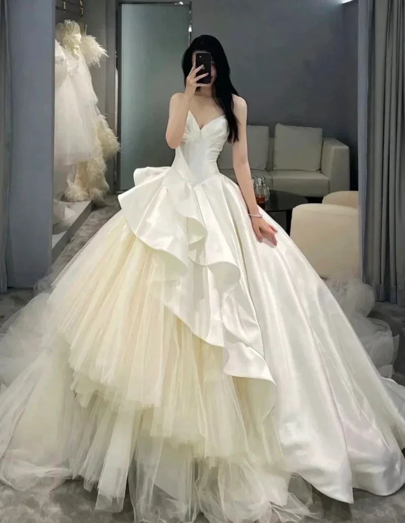 Chic A-line Long Sleeves Wedding Dress,Bridal Gown Y6789 by simplepromdress