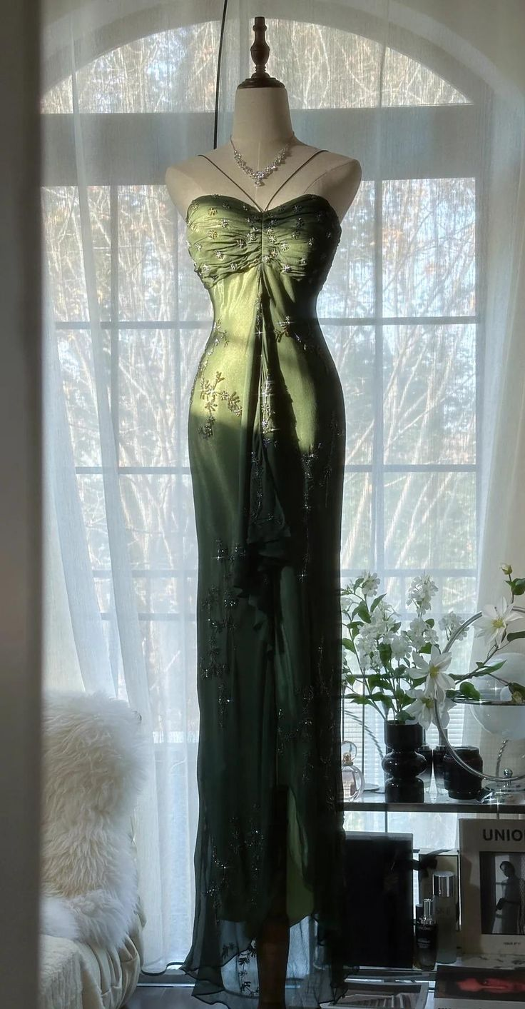 Vintage Dark Green Halter Chiffon Beaded Prom Dress,Mermaid Party Evening Dress - VelvetHem