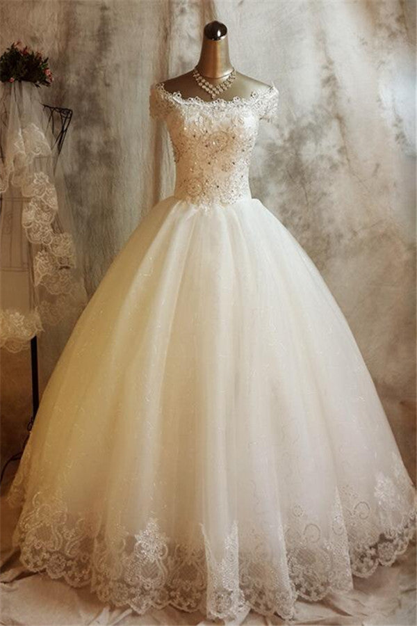 Glamorous Lace Ball Gown Wedding Dress for Princess Appliques  Bride Dresses