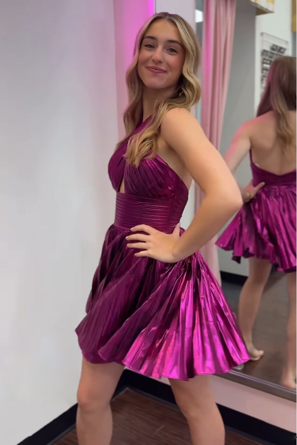 Golden Homecoming Dresses Criss Cross Halter A Line Pleated Short Cocktail Dresses