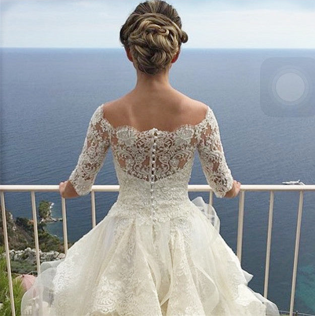 Gorgeous Lace Half Sleeve  Wedding Dresses Ruffles Organza Bridal Dresses