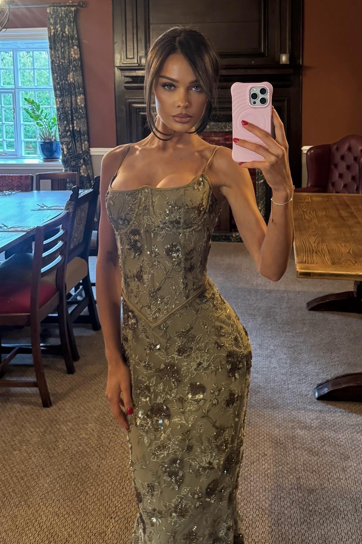 Suzhoufashion Mermaid Spaghetti Straps Green Lace Long Prom Dress With Appliques Formal Evening Gown