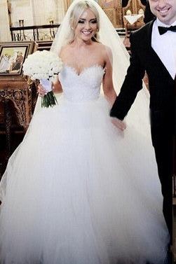 Gorgeous Sweetheart Lace Ball Gown Princess Dress Tulle Custom Made Bridal Gown BA6585