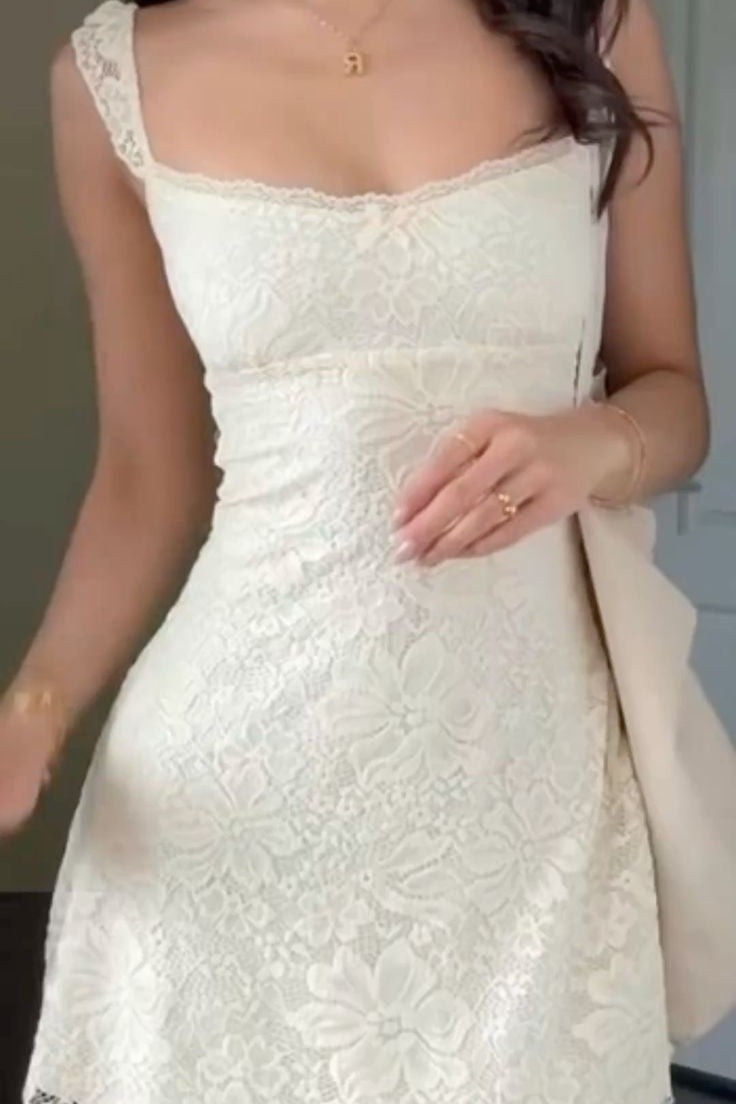 Gorgeous A Line Sweetheart Ivory Lace Short Homecoming Dress with Bowknot