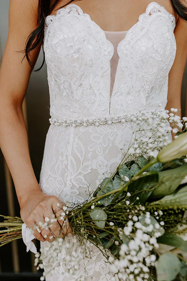 Gorgeous Mermaid Sweetheart White Lace Long Prom Dress with Beading Pearls