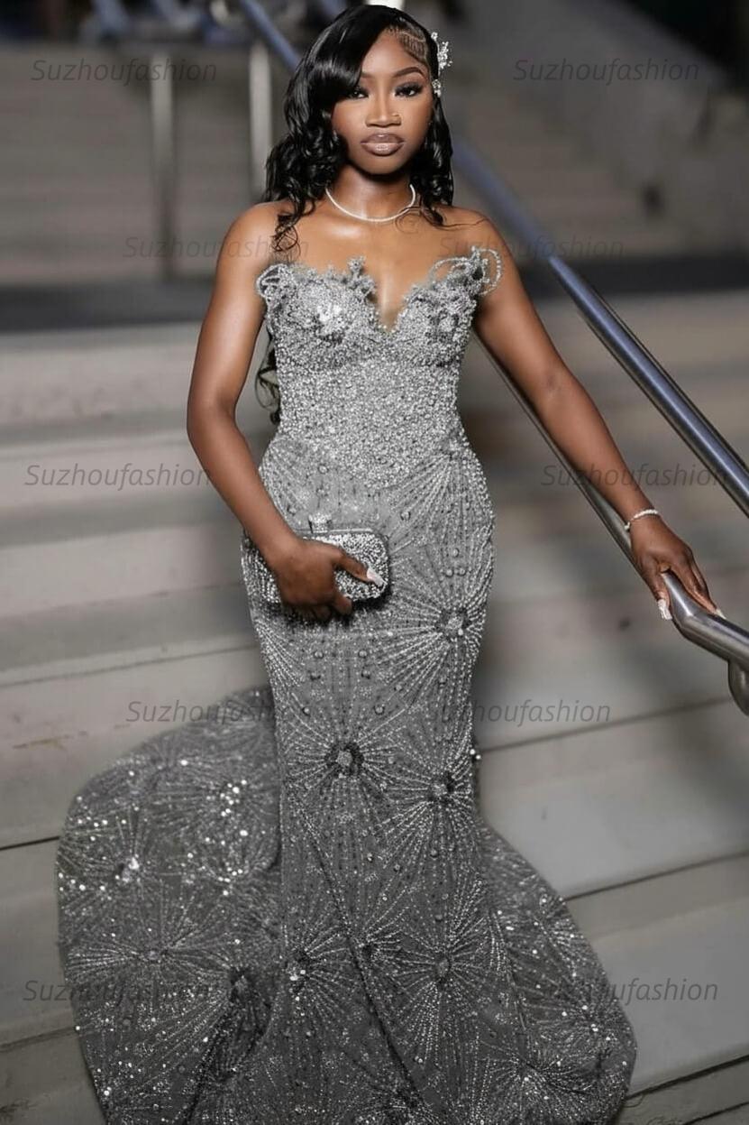Green Prom Dress Sleeveless Formal Evening Gown with Rhinestones and Beadings