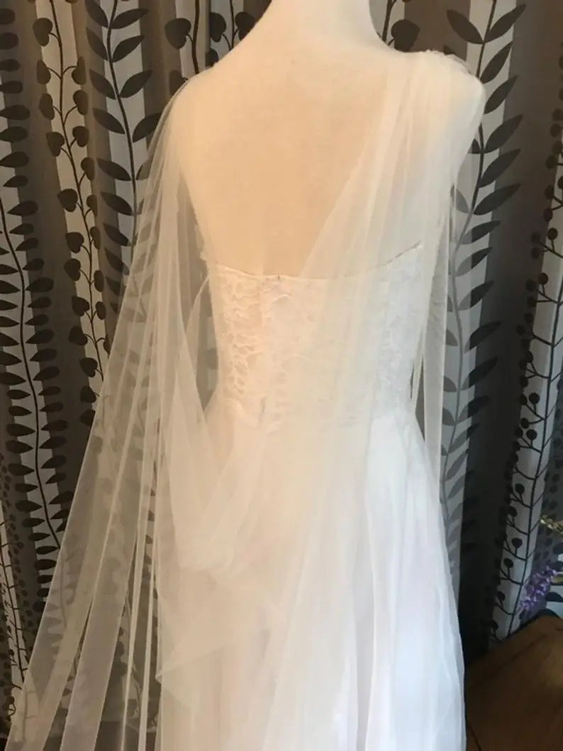 Wedding Cape, Bridal Cape Veil ,Wedding Cape Veil, Modern Veil, Drape Veil Cape in White, Off White , Ivory , Champagne - View 2 | VelvetHem