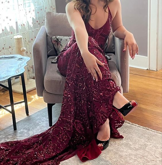 V Neck Burgundy Prom Dresses Evening Gowns With Sequin Appliques - View 2 | VelvetHem