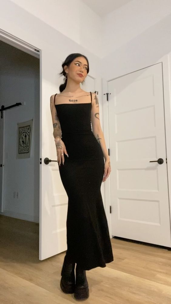 Classic Black Spaghetti Straps Prom Dress,Black Senior Prom Gown - View 2 | VelvetHem