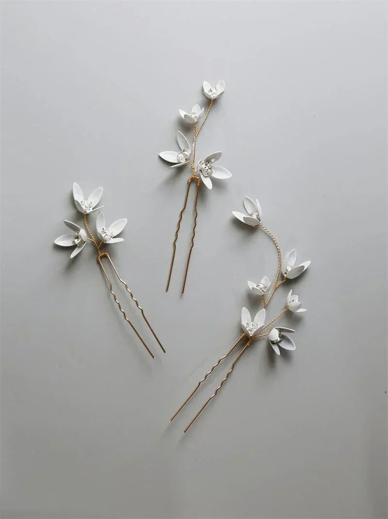 Rhinestones Crystal Hair Pin Clip White Flower Head Piece Women Brides Bridesmaids Hairpins Wedding Accessories Bridal Jewelry