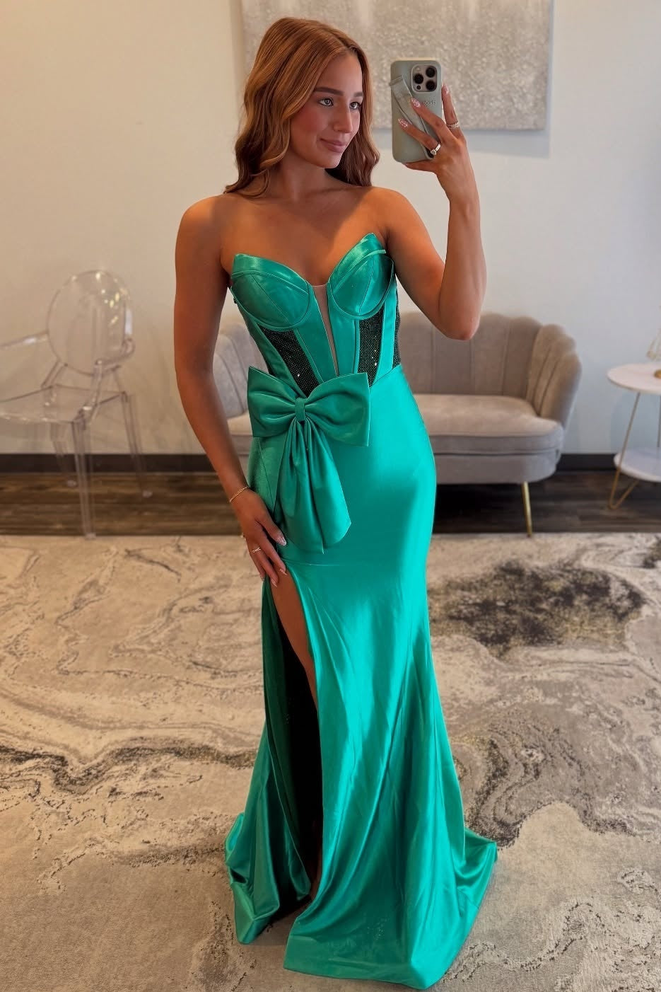 Stylish Mermaid Sweetheart Green Corset Prom Dress with Bowknot Beading