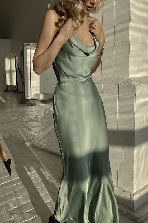 Hot Sheath Spaghetti Straps Green Long Prom Dress with Criss Cross Back