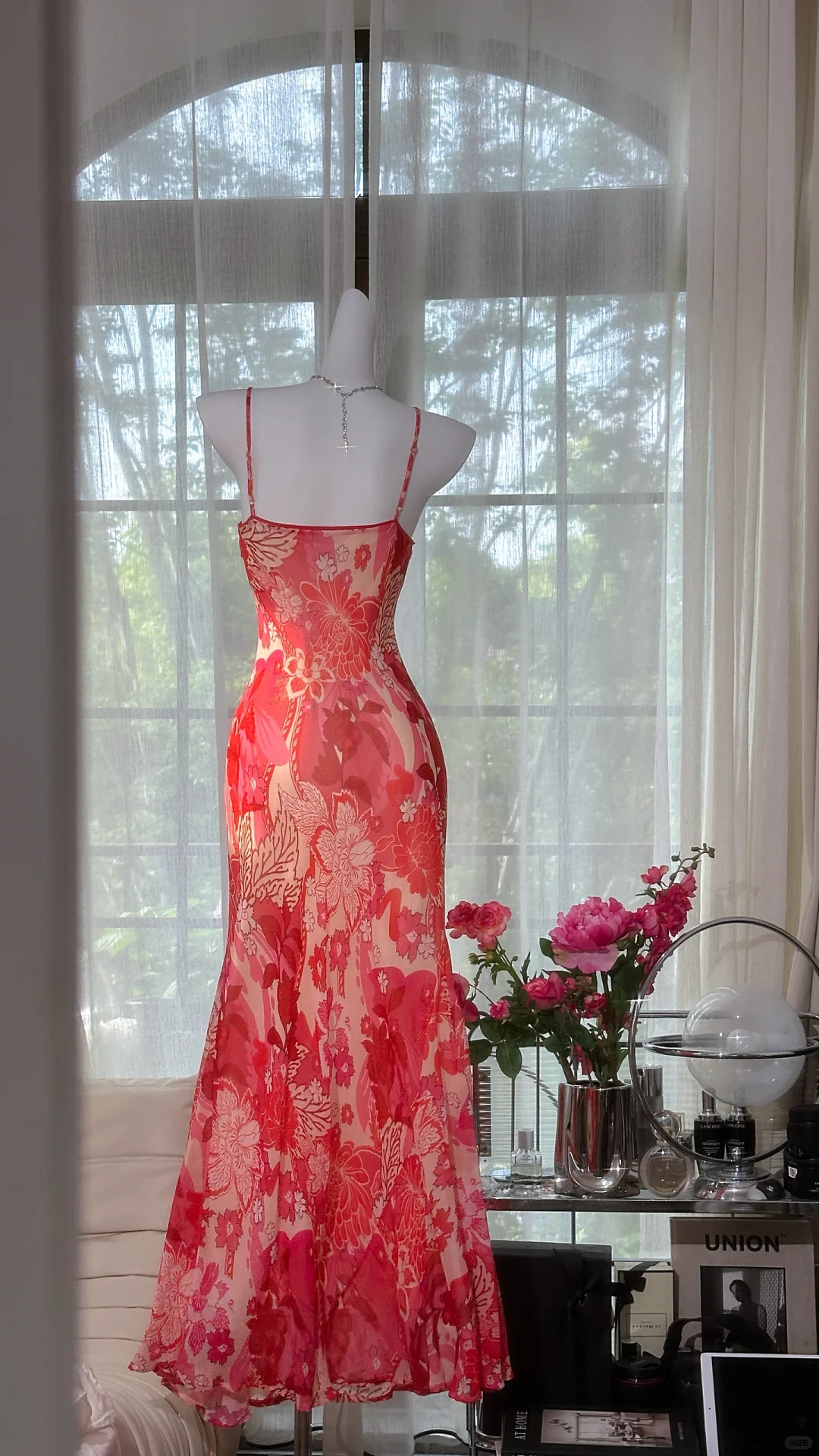 Pretty Spaghetti Straps V Neck Red Chiffon Print Floral Mermaid Evening Dress Long Birthday Prom Gown - View 4 | VelvetHem