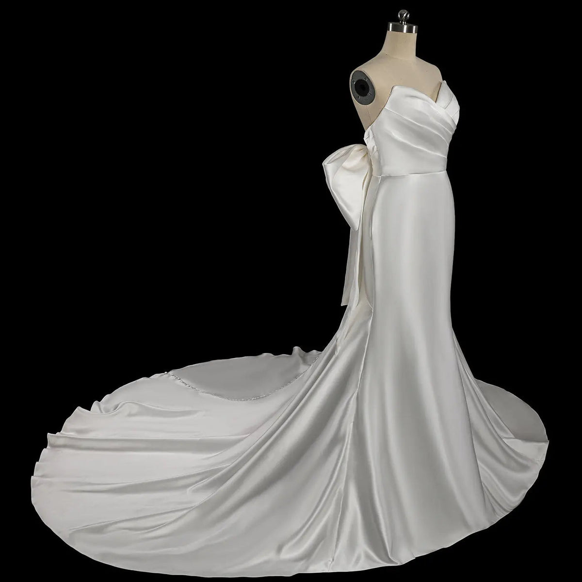 Glamorous Lvory Satin Wedding Dress with Buttons & Train ZP053