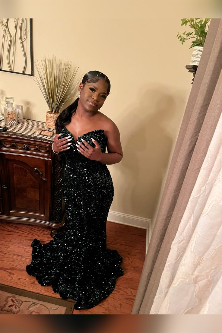 Mermaid Dark Green Sequins Long Prom Dresses - View 2 | VelvetHem