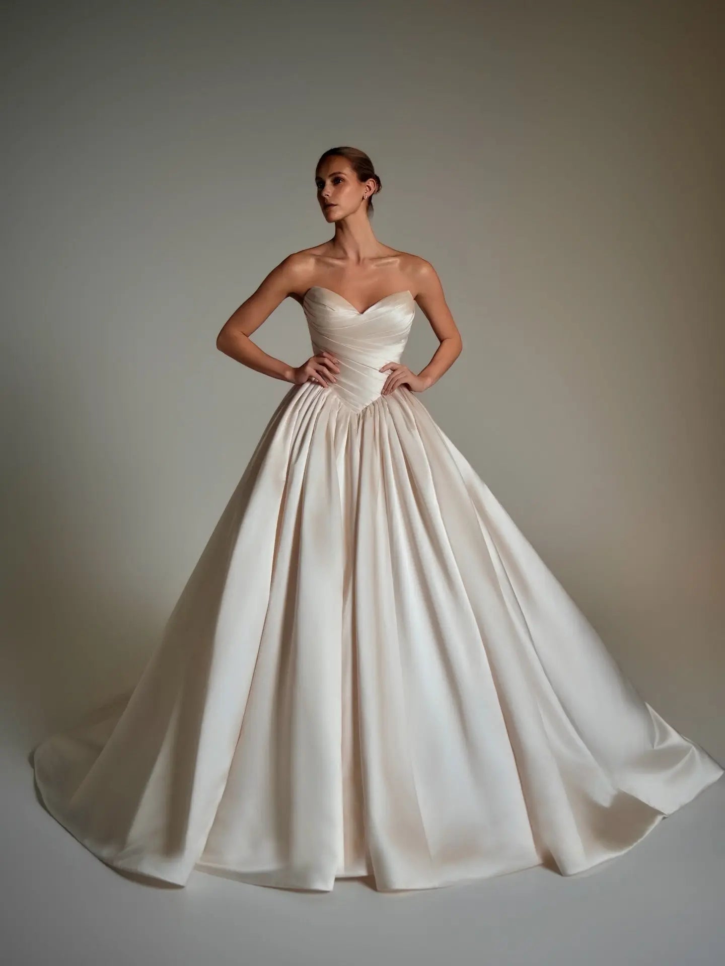 Luxury Champagne Strapless Satin Ball Gown Trailed Wedding Dress ZP144