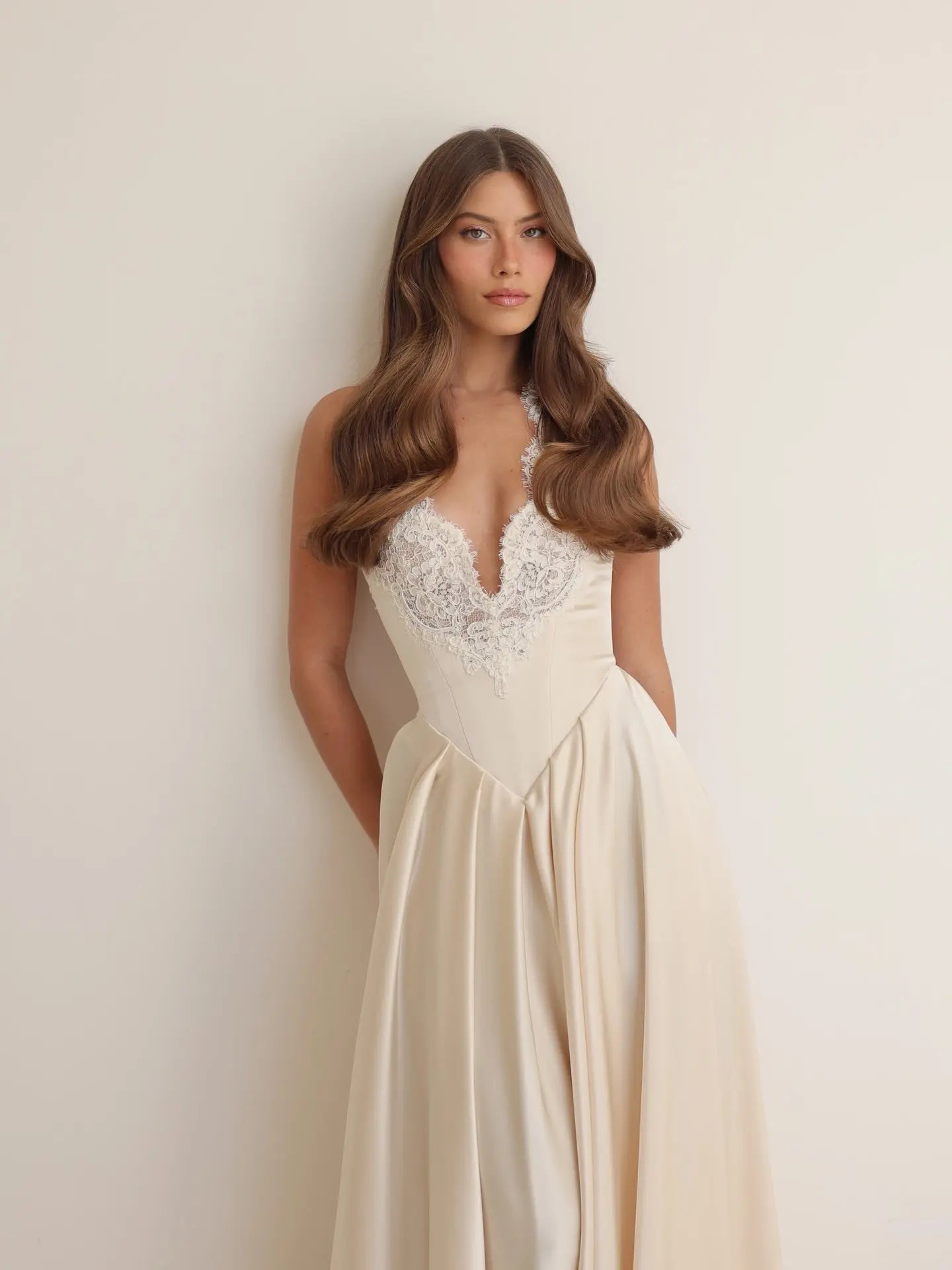 Luxury Spaghetti Strap V-Neck Lace Satin A-Line Wedding Dress with Veil ZP040