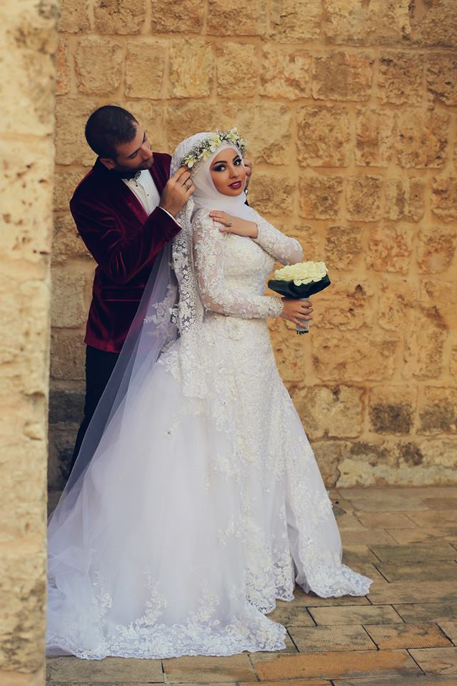 Ivory Long Sleeve Wedding Dress Arabic Lace Appliqued Bridal Gown with Detachable Train