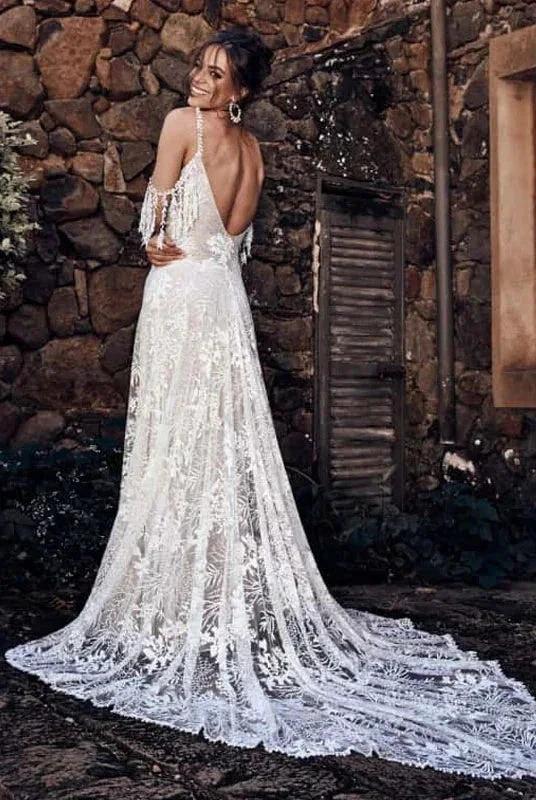 Ivory Bohemian Scoop Neckline Backless Beach Wedding Dress (ZD16147)