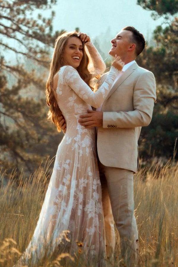 Ivory Long Sleeve Rustic Wedding Dresses Backless Sheath Beach Wedding Dress (ZD15350)