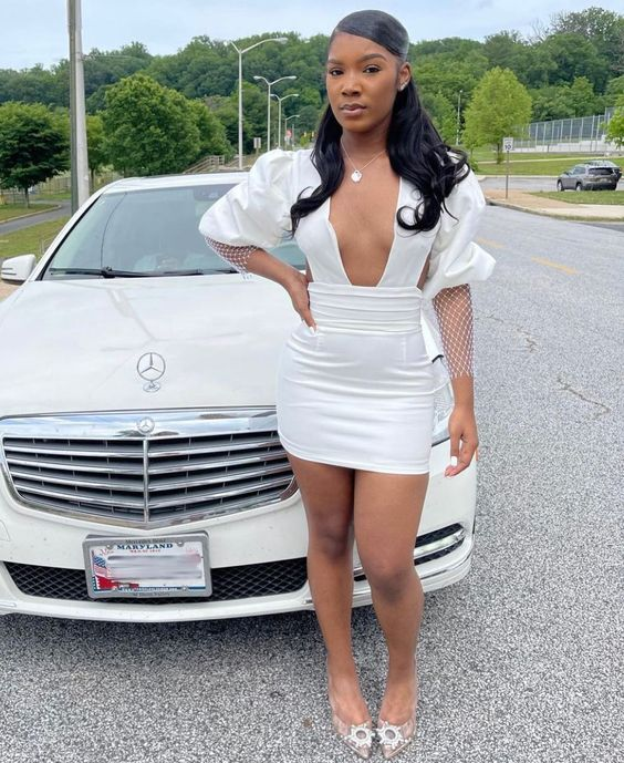 Classic Graduation Outfit Dress White Short Homecoming Dress Deep V Neck Party Dress Y2005 - VelvetHem