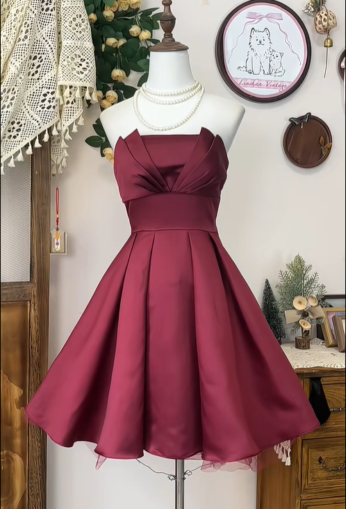 Vintage Burgundy Strapless Satin Pleated A Line Homecoming Dress Cocktail Dress