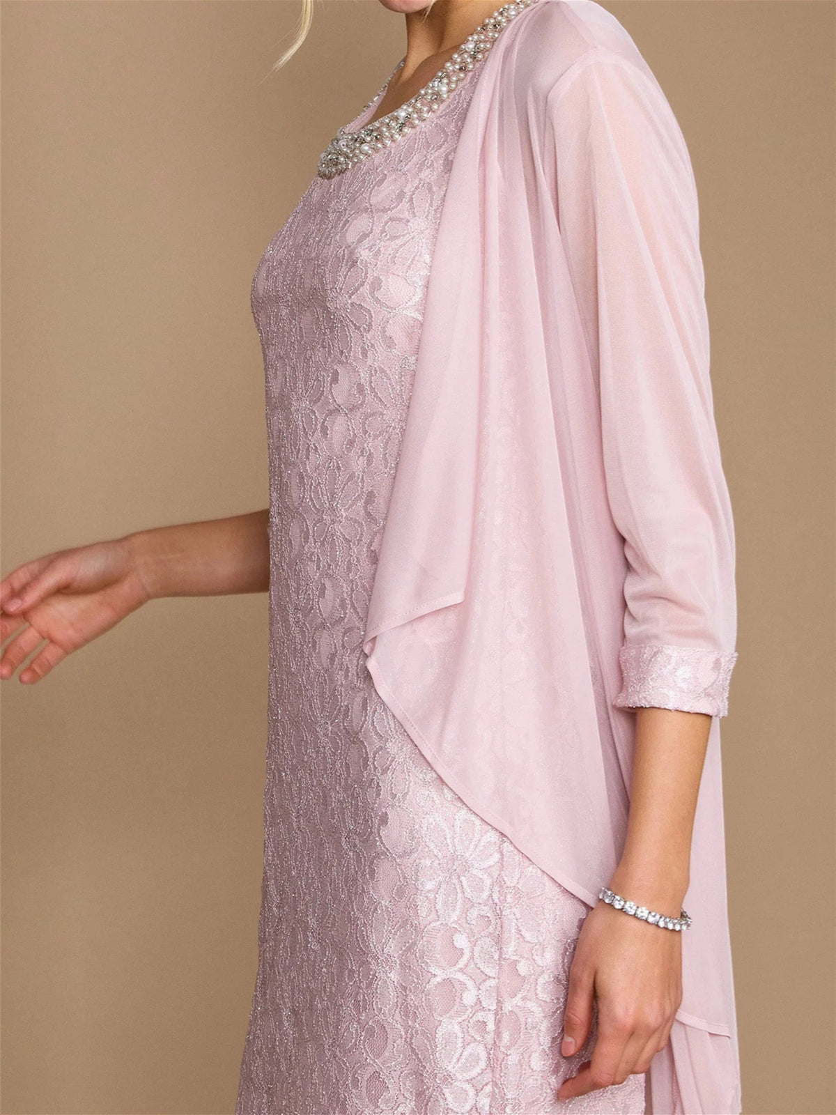 Knee Length Mother of the Bride Dress with Half Sleeves Jacket and Embroidery