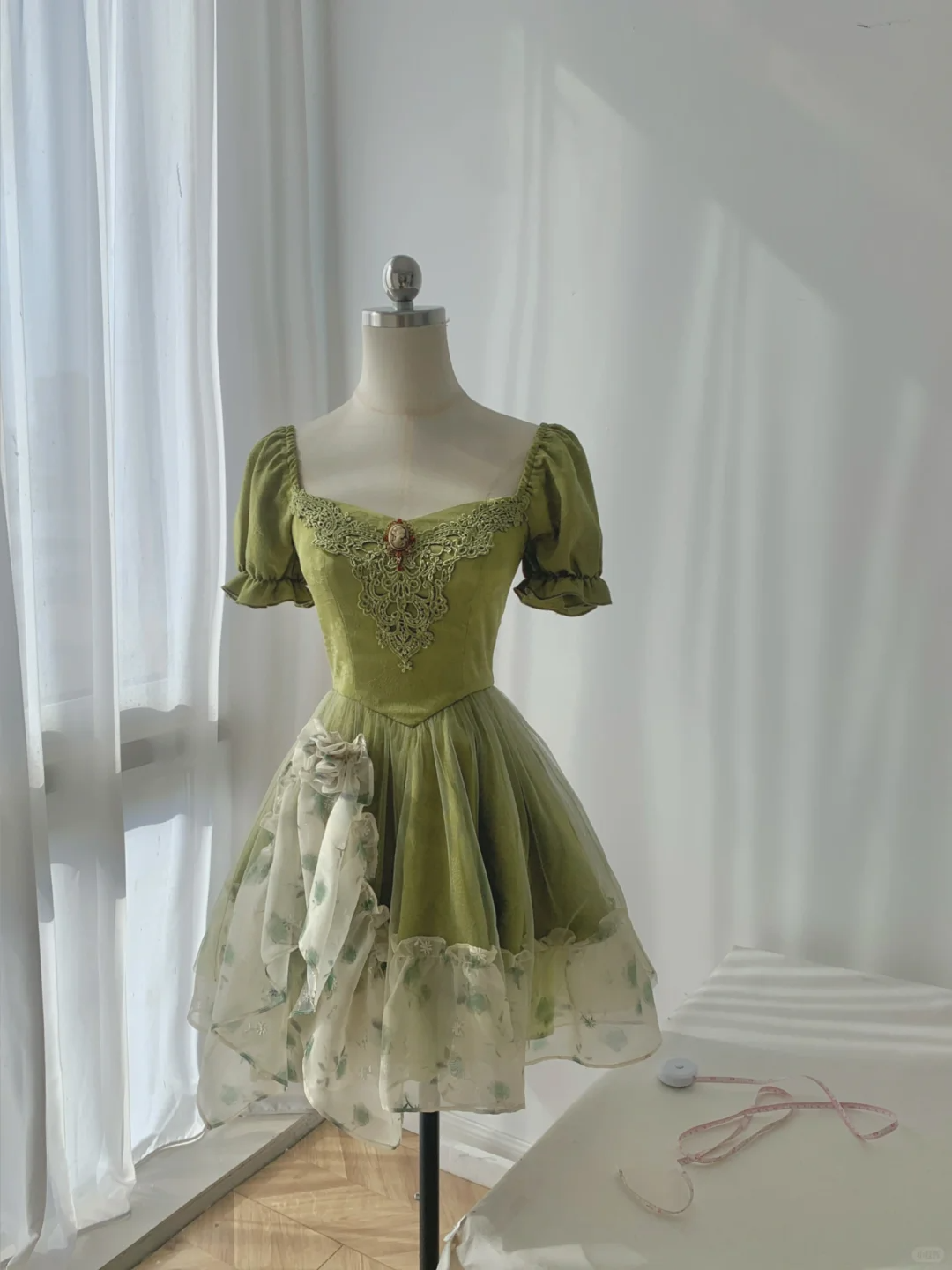 Chic Green Satin Tulle Ruffles A Line Graduation Homecoming Dress Formal Short Prom Dress