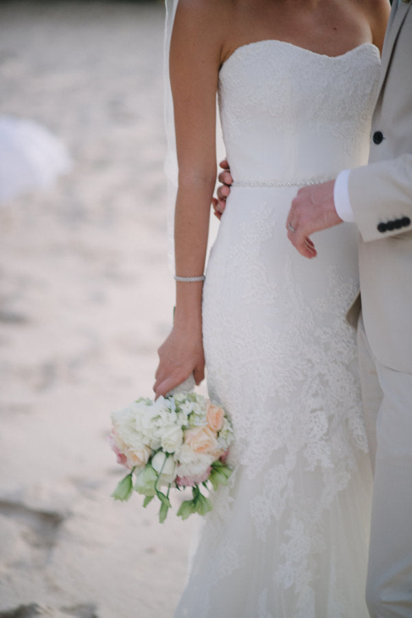 Lace Beach Wedding Dresses For Summer Beach Mermaid Strapless Elegant Bridal Gown