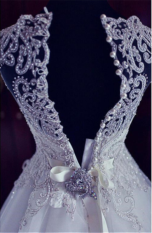 Latest Crystal White Tulle Wedding Dress with Beadings Court Train Lace Formal Bridal Gown