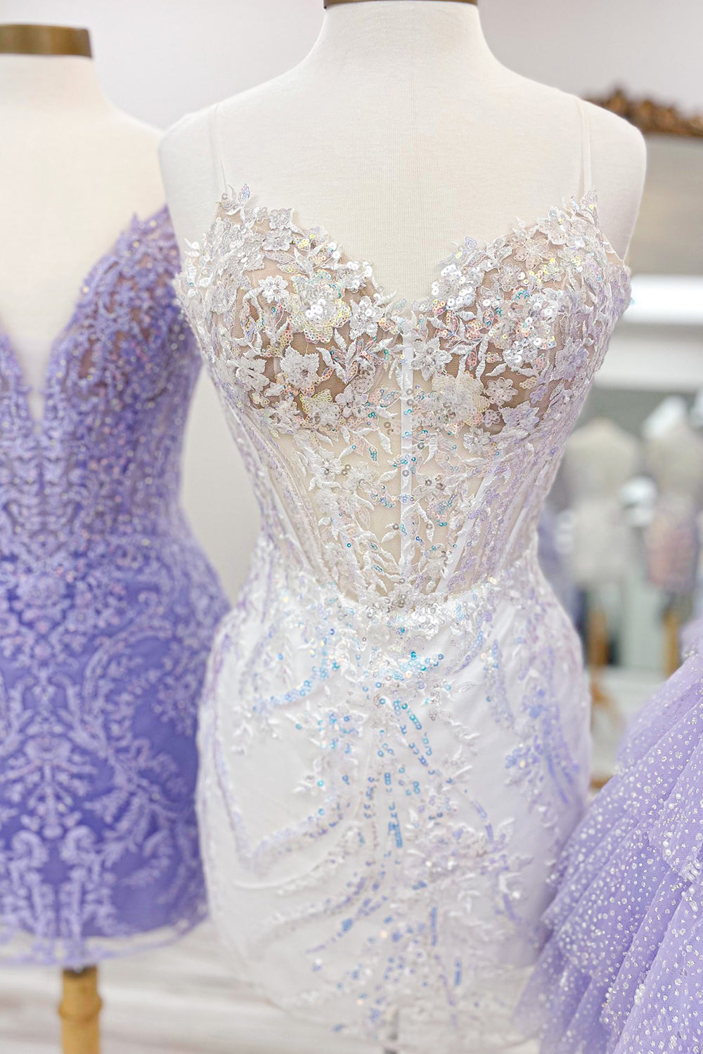 Lilac Homecoming Dresses Spaghetti Straps Corset Tight Short Cocktail Dresses with Appliques