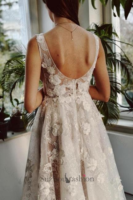 Long Ivory V Neck Beach Wedding Dress A Line Split Front Sleeveless Bridal Gown With Lace