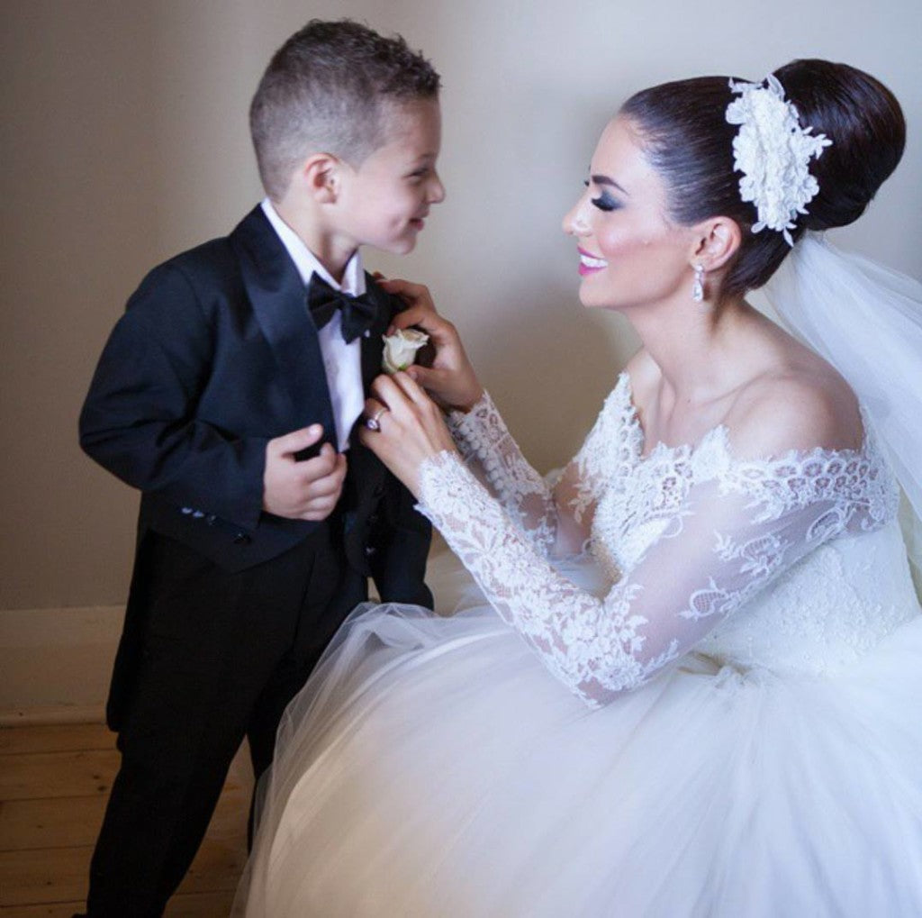 Long Sleeve Lace Princess Wedding Dress Puffy Tulle  Bride Dresses