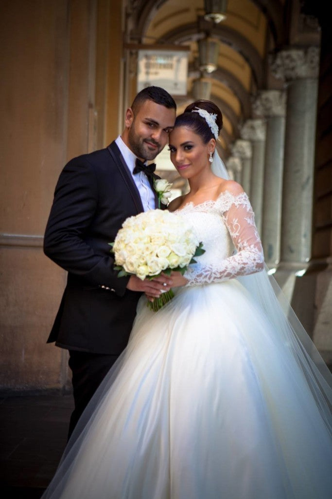 Long Sleeve Lace Princess Wedding Dress Puffy Tulle  Bride Dresses