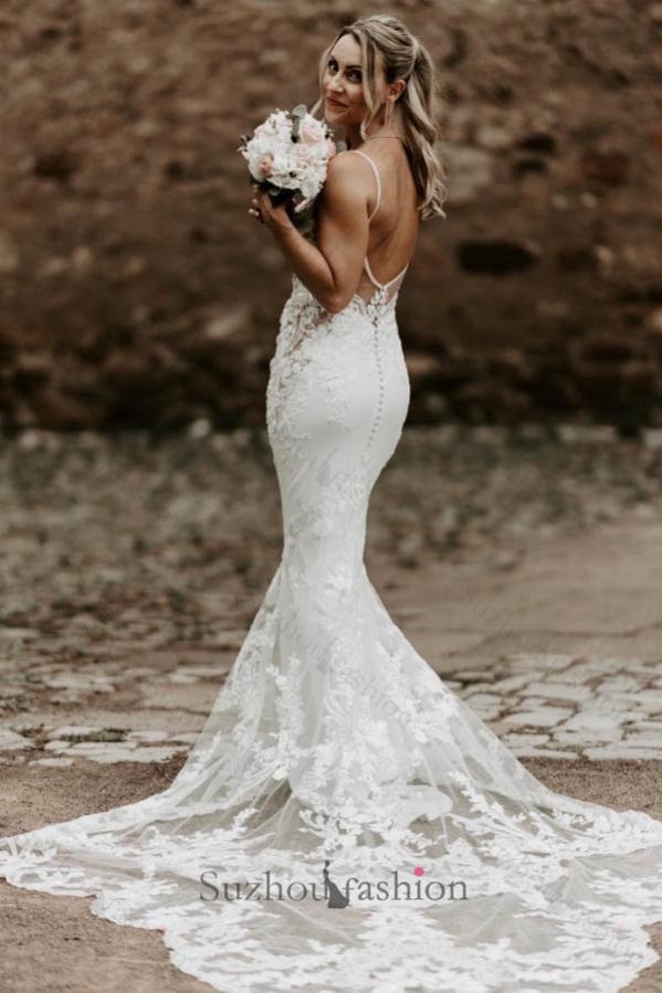 Long White Beach Wedding Dress Spaghetti Straps Mermaid Backless Bridal Gown With Lace