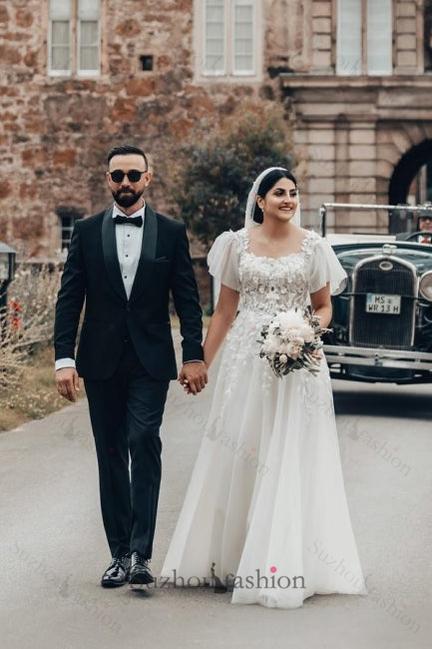 Long White Wedding Dress A Line Square Neck Tulle Lace Bridal Gown With Short Sleeves