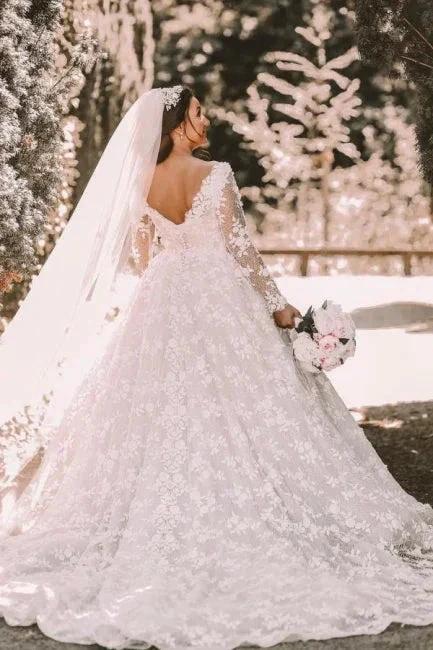 Long sleeves Lace round neck Ball gown Wedding Dress (ZD15699)