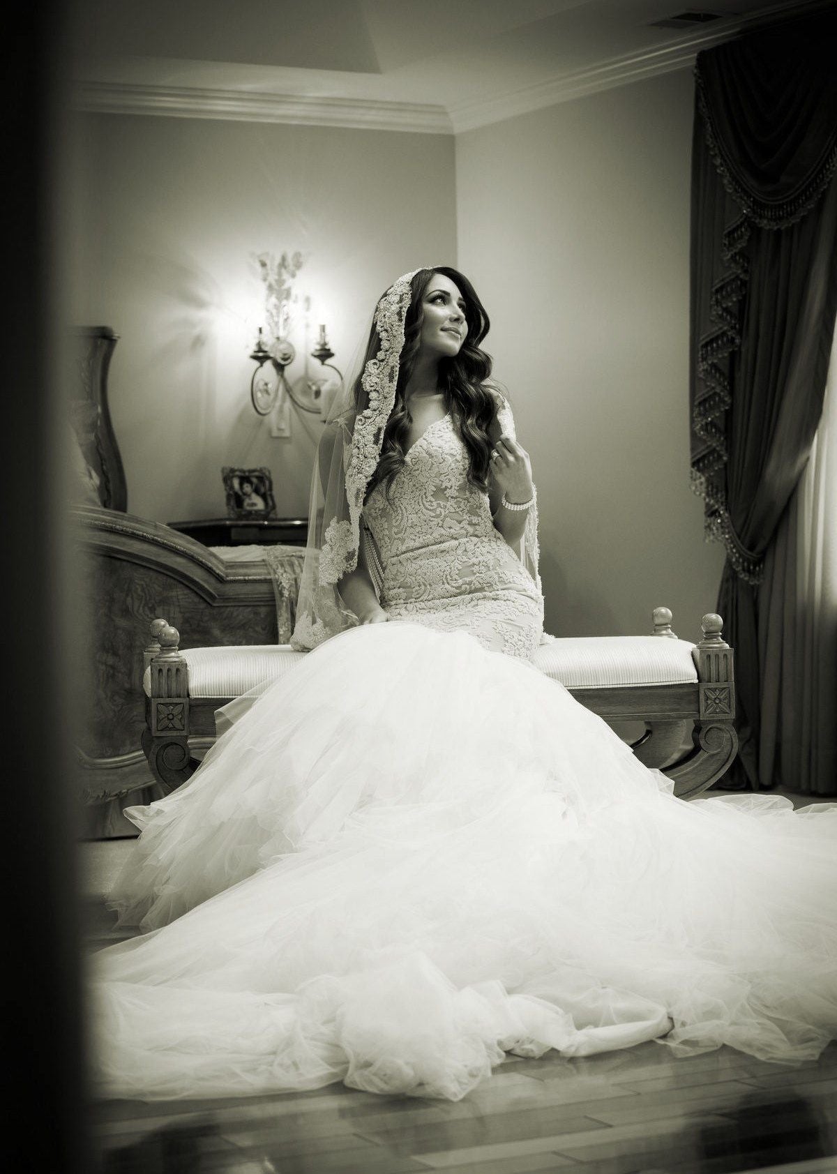 Luxurious Mermaid  Wedding Dress Lace Sweetheart Sexy Bridal Gowns with Soft Tulle