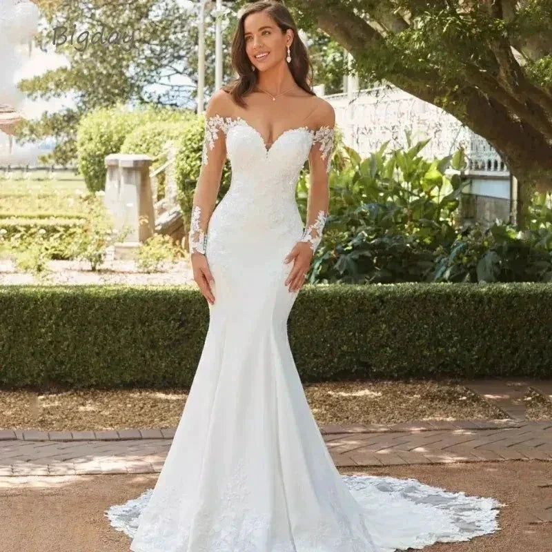Luxury Lace Appliques Wedding Dresses Sexy Backless Sweetheart Ball Gowns Mermaid Sweep Train Formal Bridal Party Amanda Novias (ZD14256) - VelvetHem