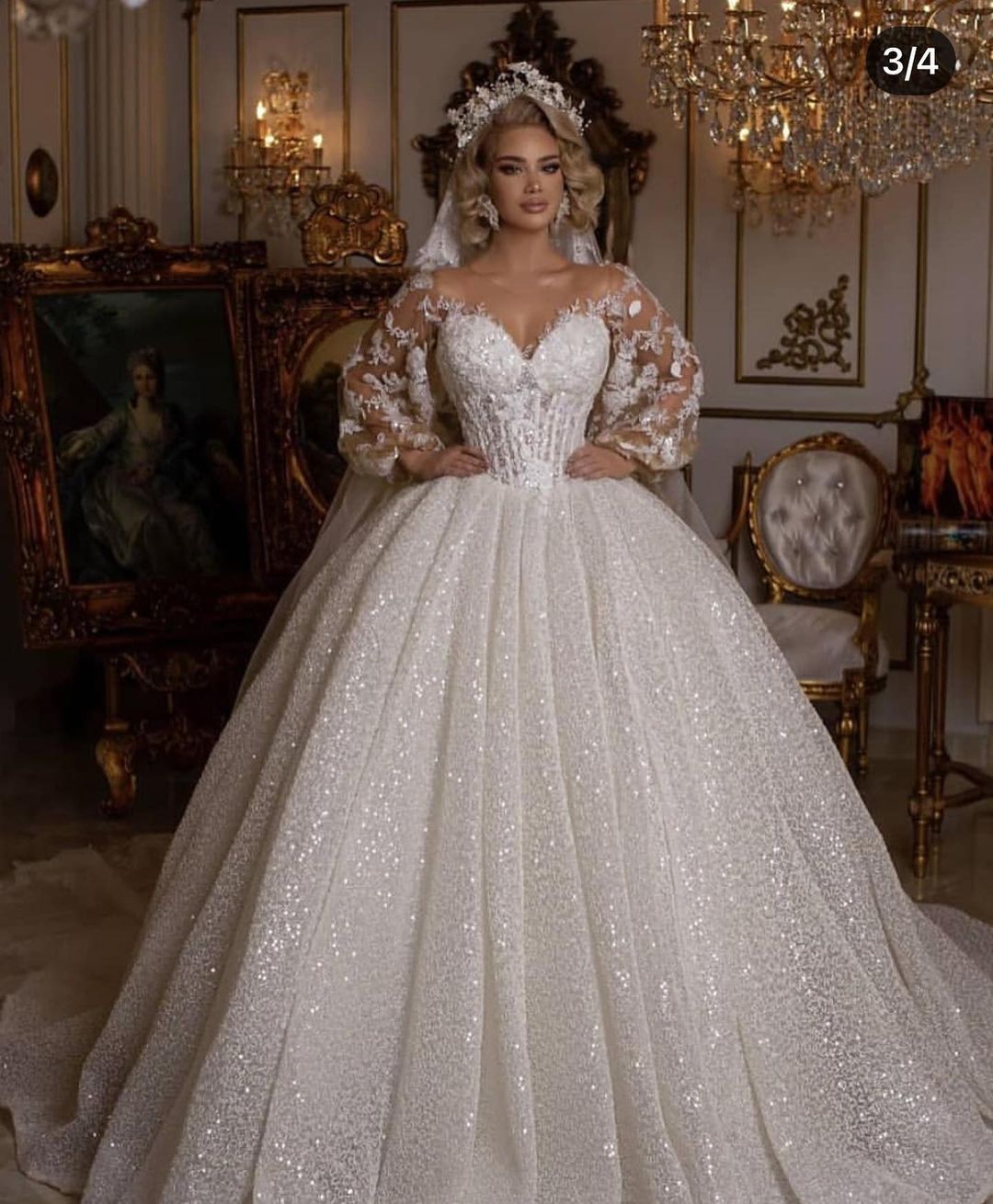 Luxury Long Sleeves Tulle Crystal Ball Gown Wedding Dresses