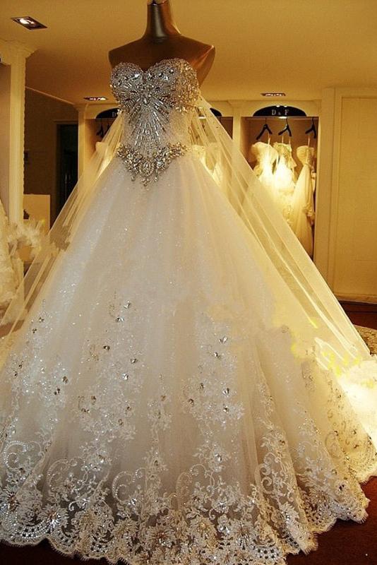 Luxury Strapless Tulle Lace Beading A-Line Wedding Dresses Long